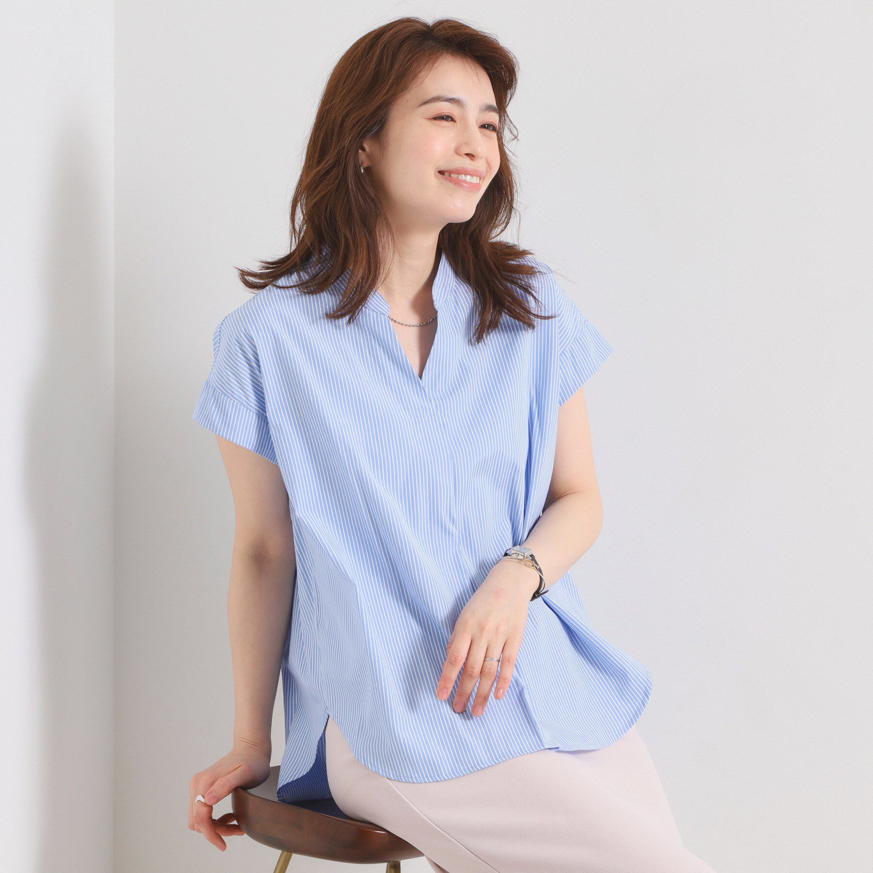 ITS&rsquo;DEMO「【接触冷感／手洗い可】ストライプバックギャザーブラウス」|シャツ・ブラウス|ブルー(392)