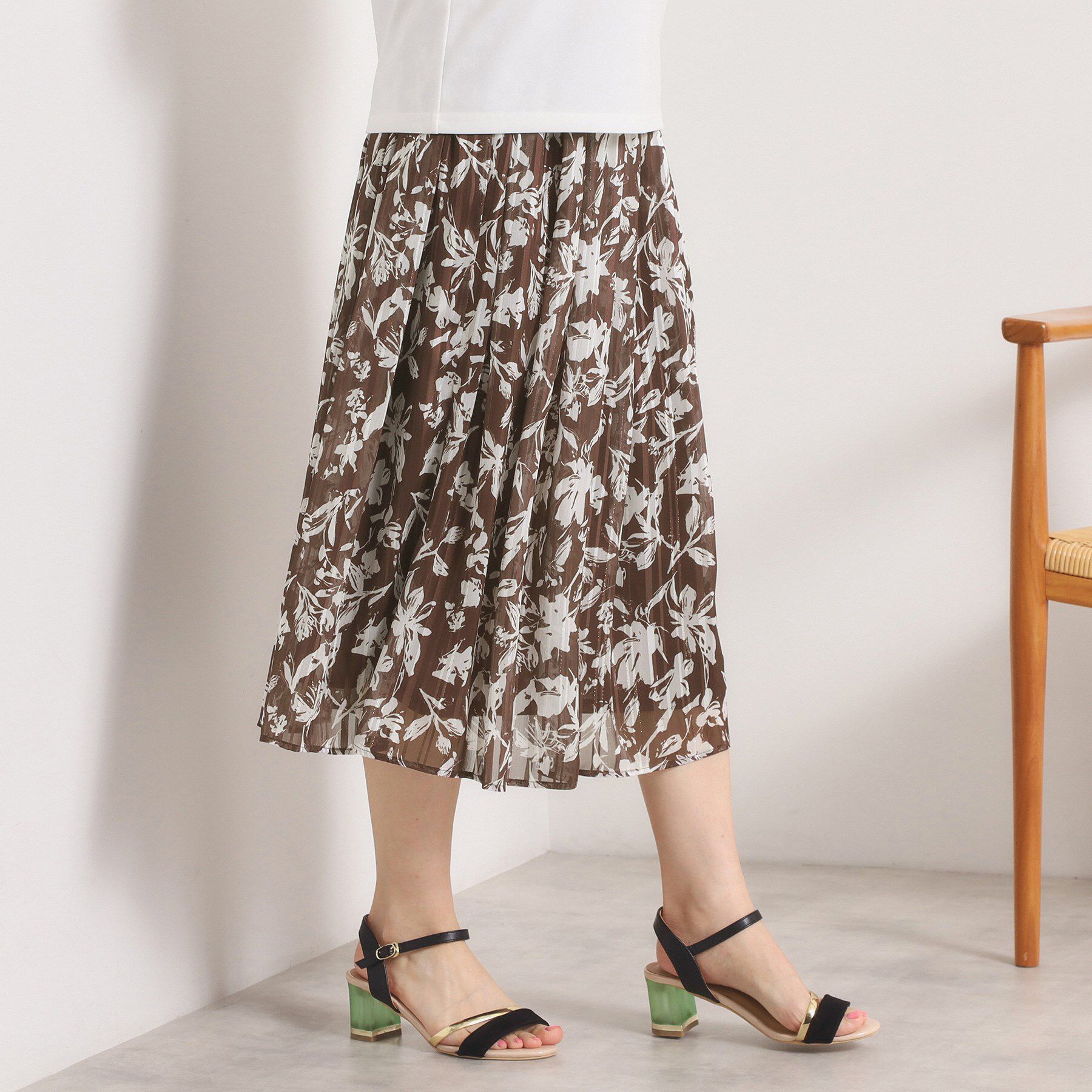 ITS&rsquo;DEMO「【手洗い可／後ろウエストゴム】ラメスト単色花柄スカート」|スカート|