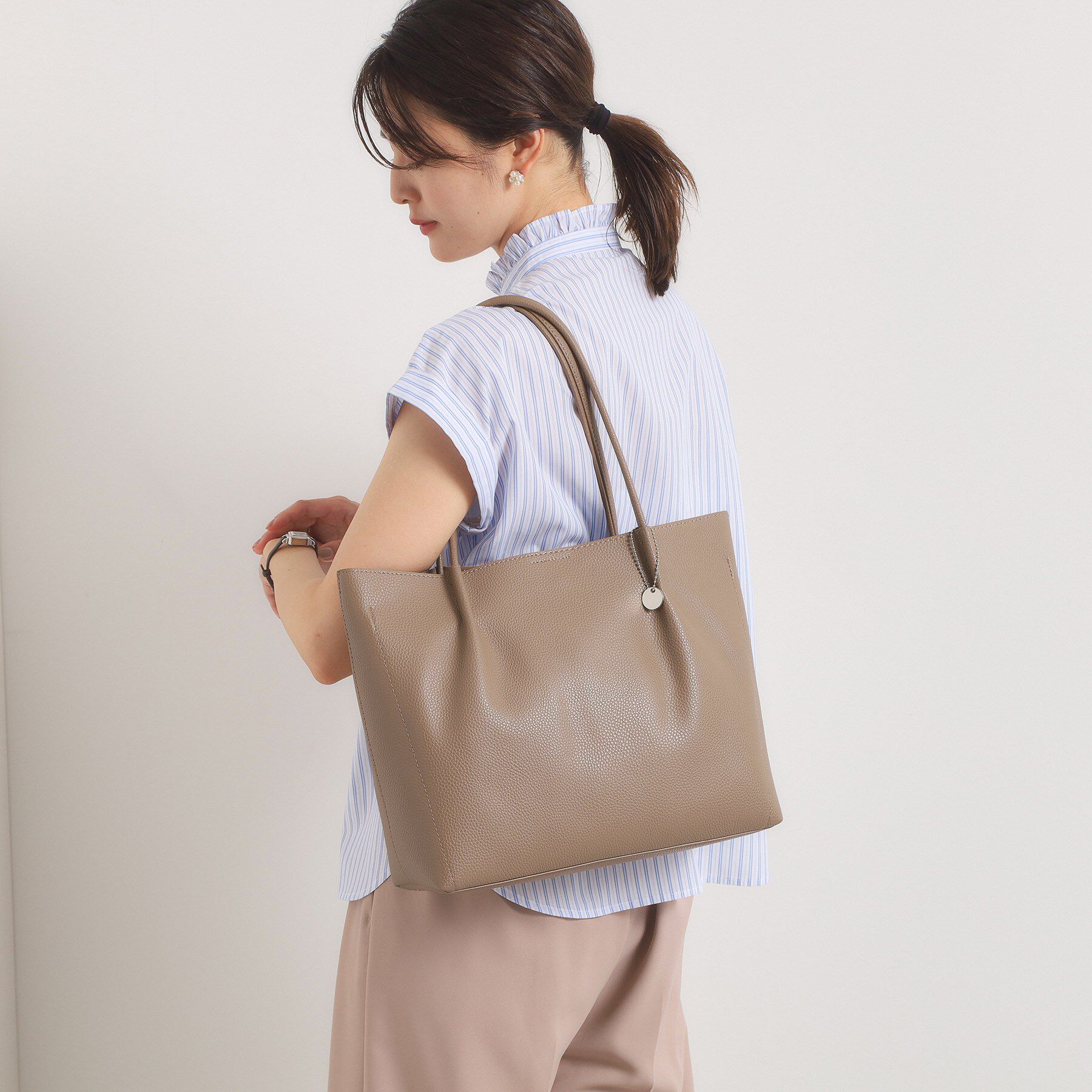 ITS&rsquo;DEMO「【通勤】仕切りA4トート」|トートバッグ|