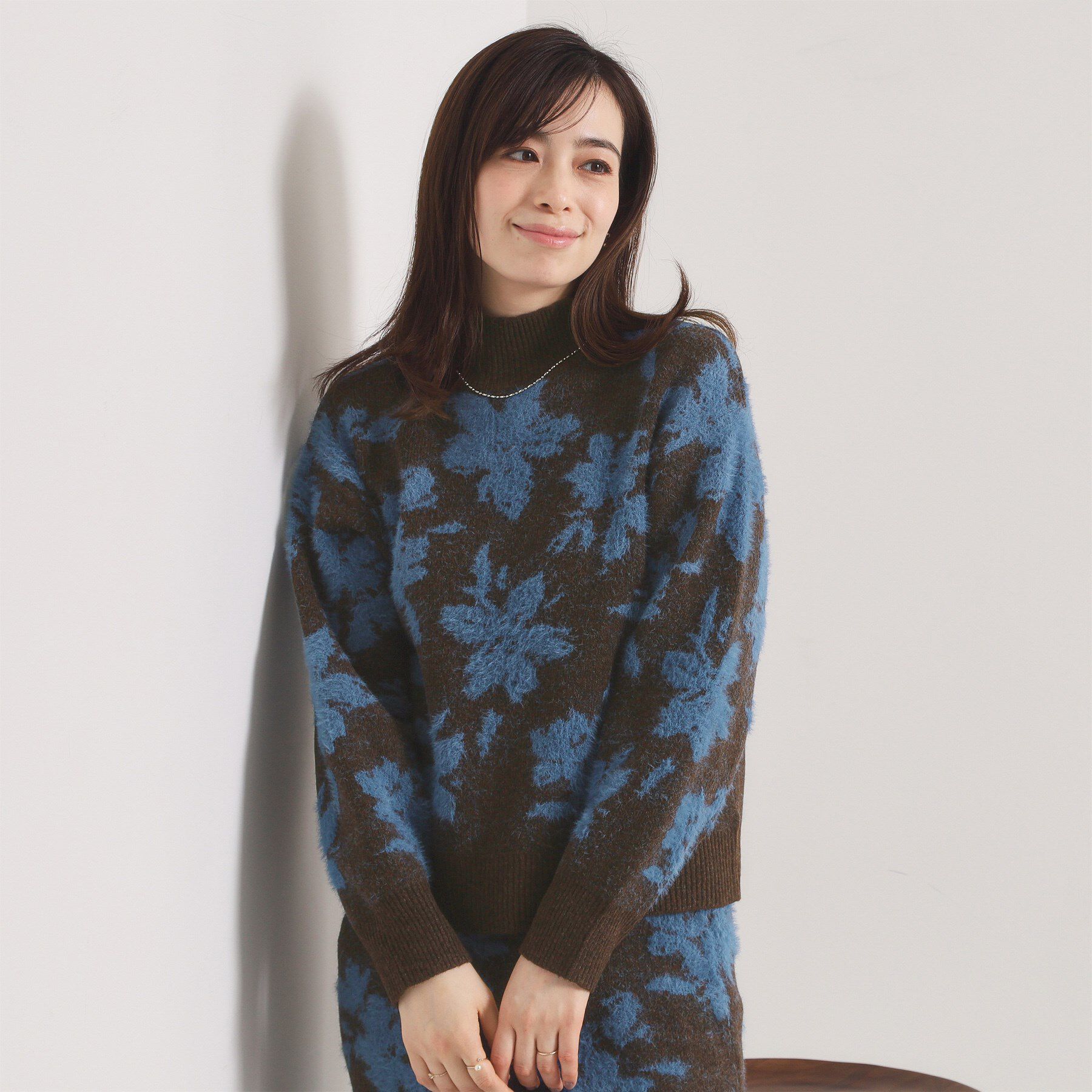 ITS&rsquo;DEMO「【手洗い可／セットアップ可】花柄フェザージャカードニット」|ニット・セーター|ブラウン(044)