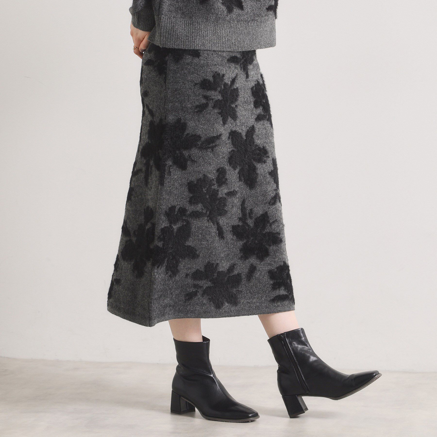 ITS&rsquo;DEMO「【手洗い可／セットアップ可】花柄フェザージャカードニットスカート」|スカート|チャコールグレー(0