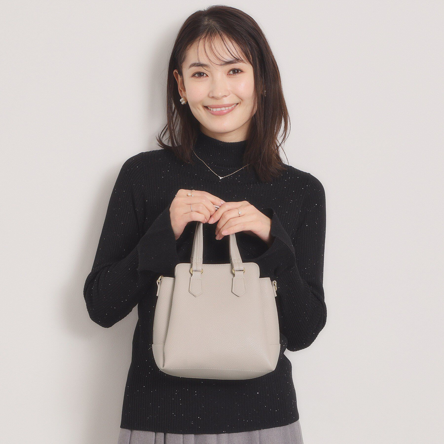 ITS&rsquo;DEMO「＜楽もち＞軽量PU三層2WAYトート」|ハンドバッグ|