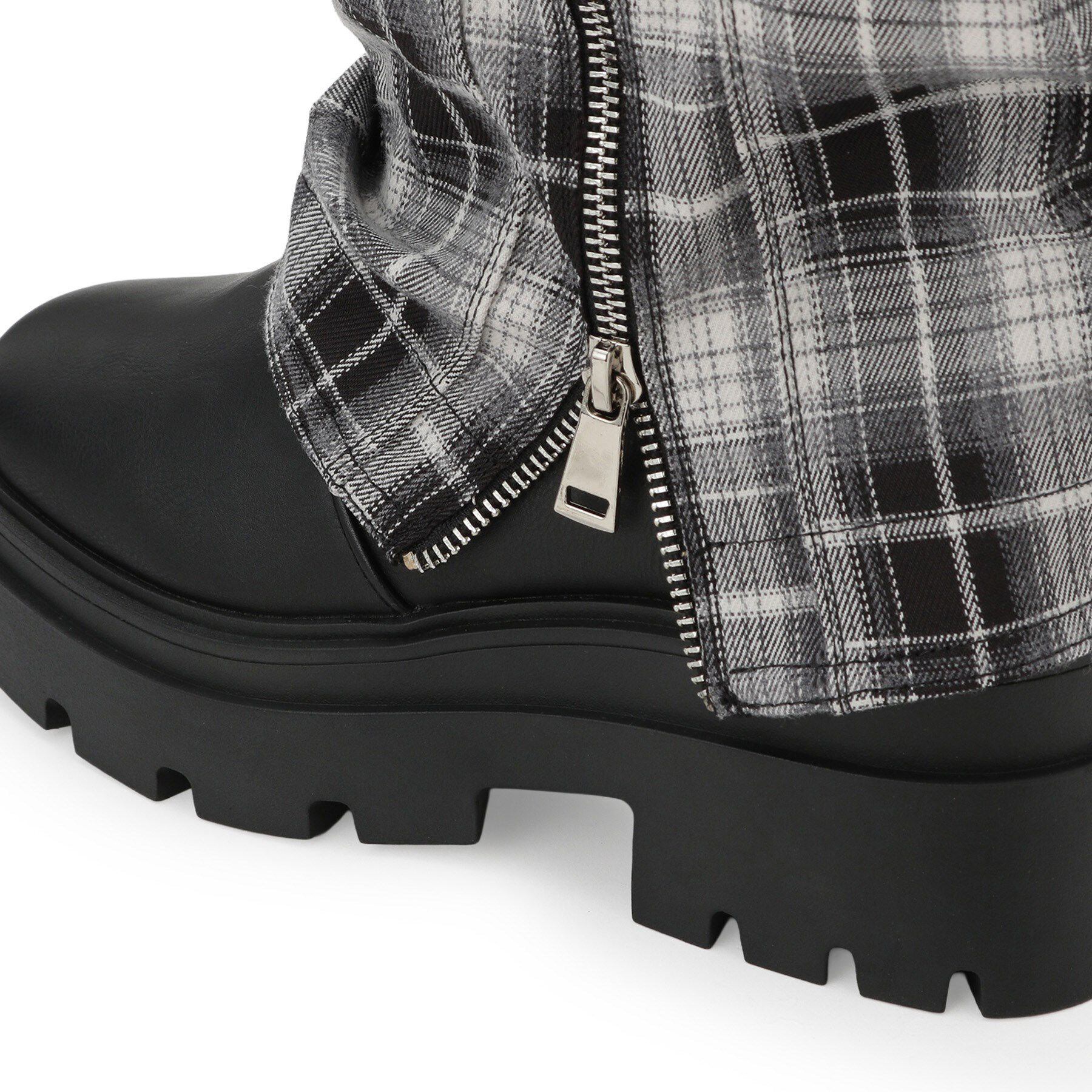 csT&P「ベルト付きカバーブーツ」|ショートブーツ|