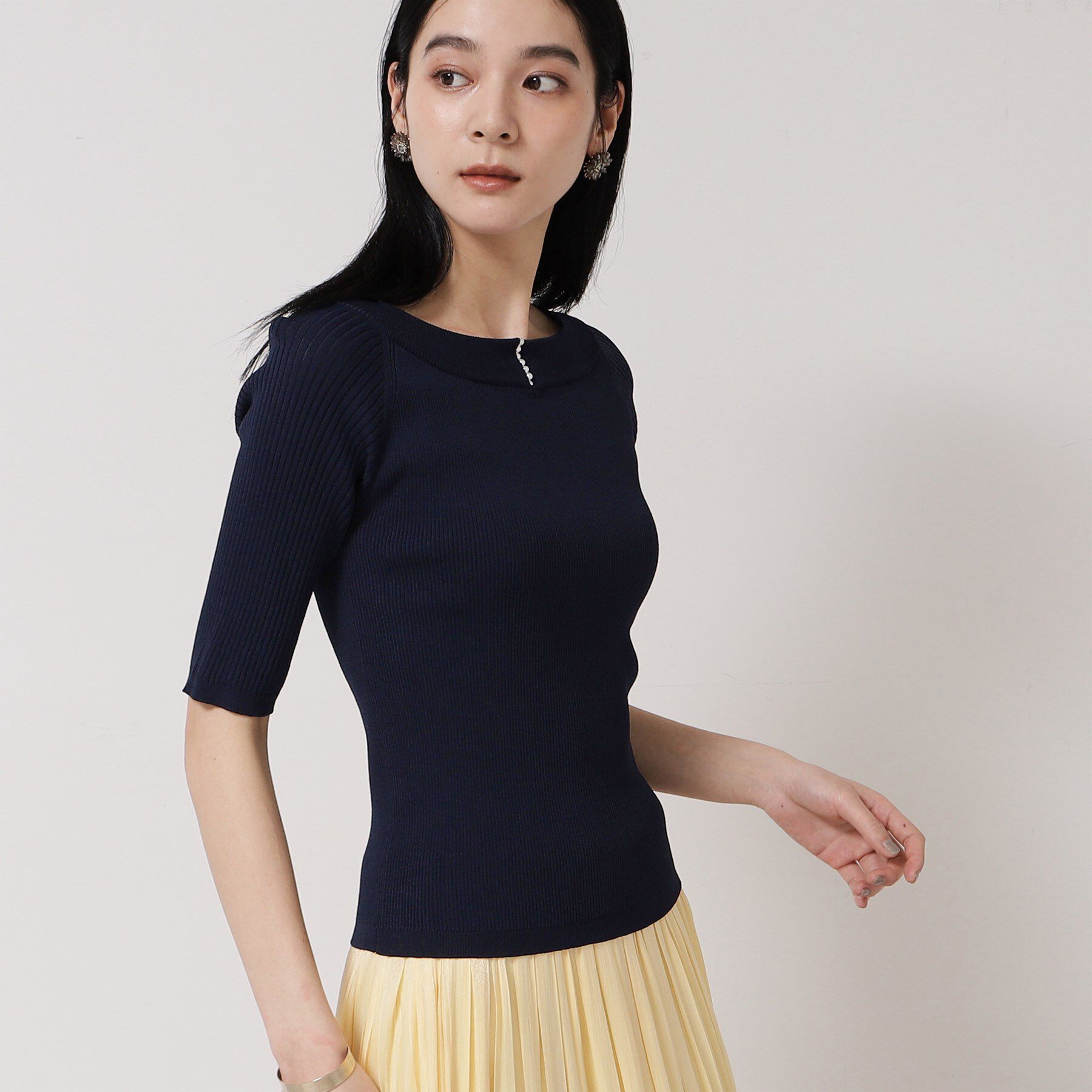 SunaUna「【接触冷感／アンサンブル可】パール調パーツ付きニット」|ニット・セーター|