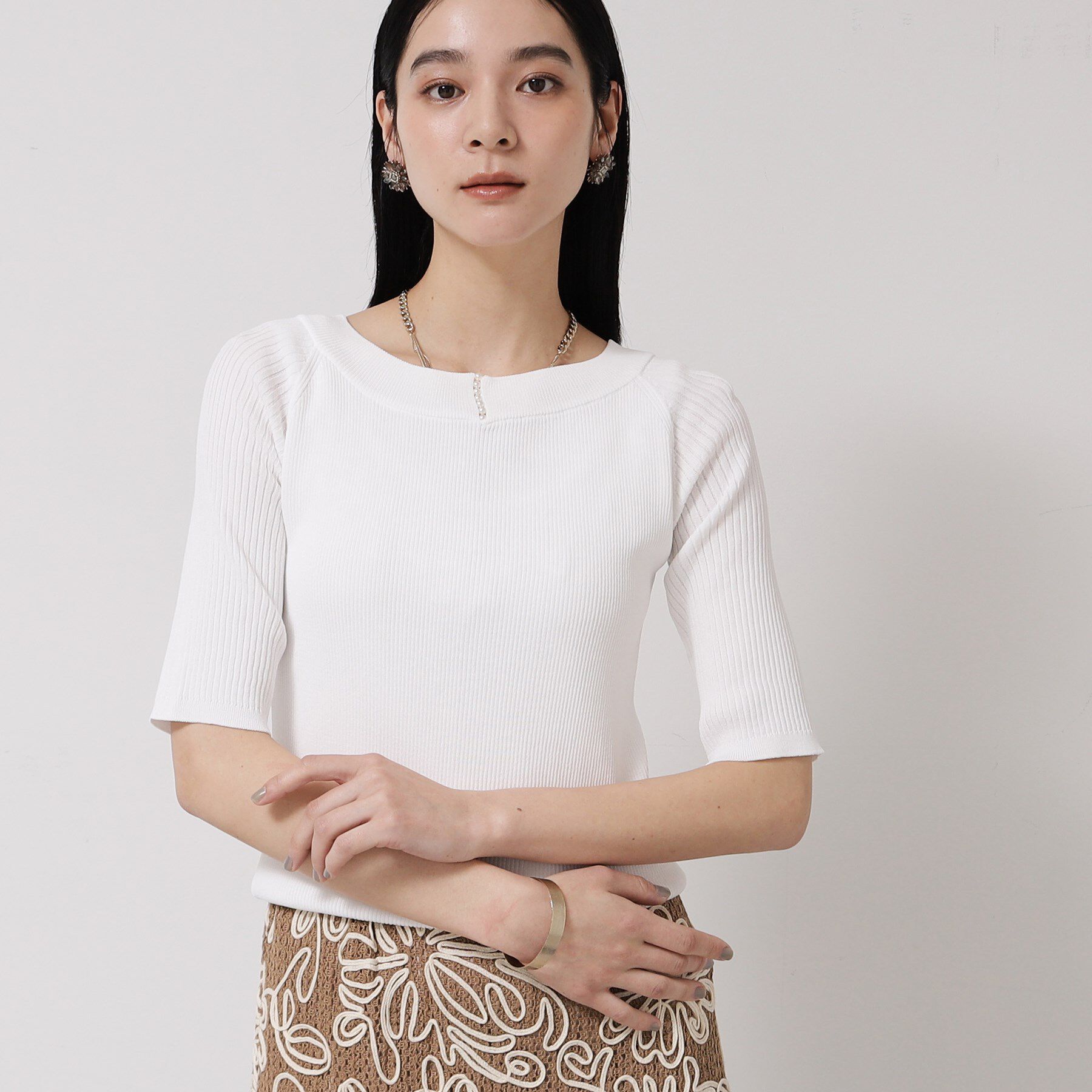 SunaUna「【接触冷感／アンサンブル可】パール調パーツ付きニット」|ニット・セーター|