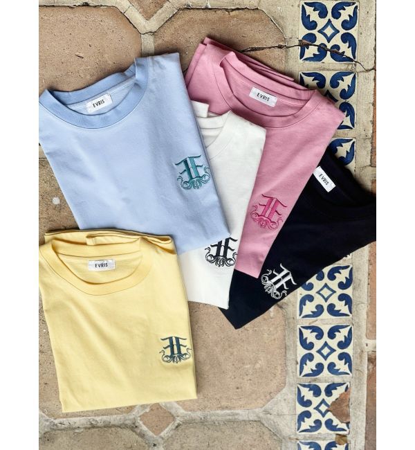 EVRIS「E emblemカラーTシャツ」|Tシャツ・カットソー|