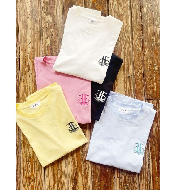 EVRIS「E emblemカラーTシャツ」|Tシャツ・カットソー|