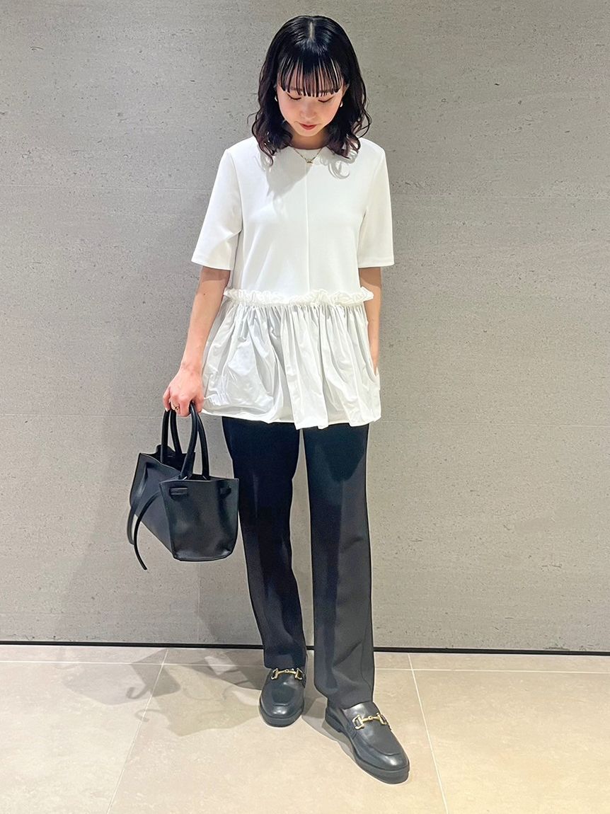 Mila Owen「【WEB限定カラー】後ろゴムセンタープレステーパードパンツ【ウォッシャブル】」|チノ|