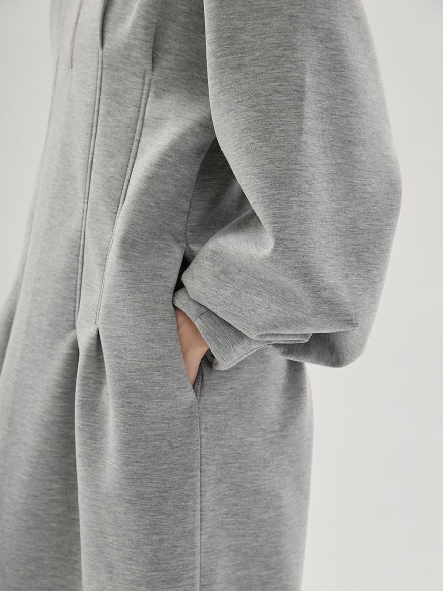 emmi atelier「【ONLINE限定】ハーフジップダンボールワンピース」|ワンピース|