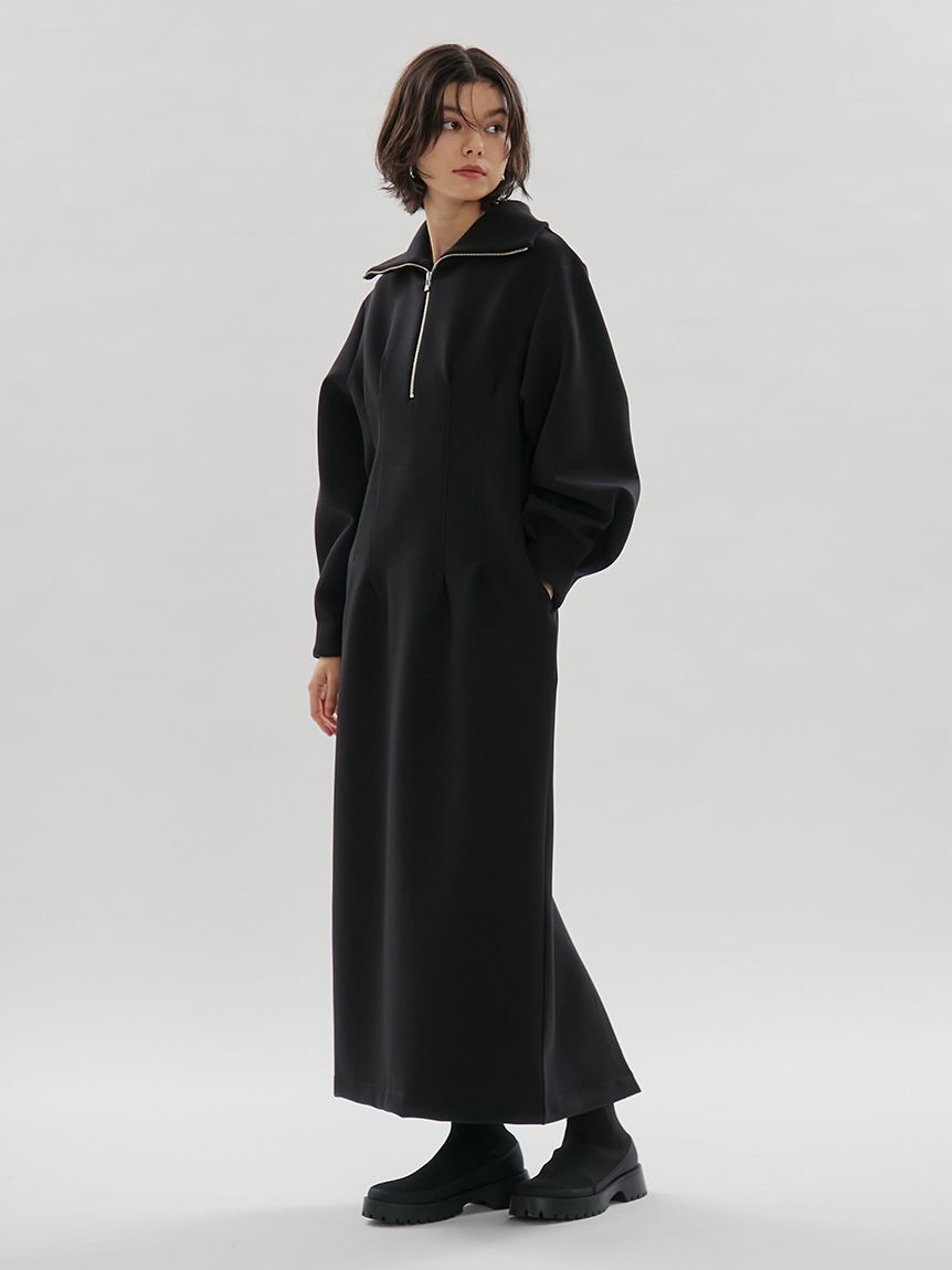 emmi atelier「【ONLINE限定】ハーフジップダンボールワンピース」|ワンピース|BLK