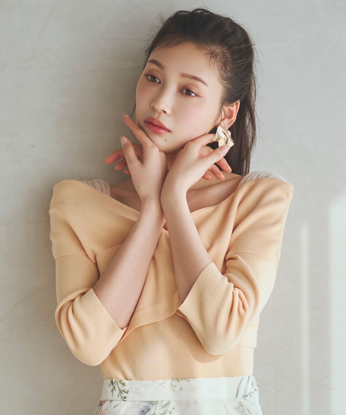 アンドクチュール「7分袖クロスネックニットプルオーバー」|ニット・セーター|