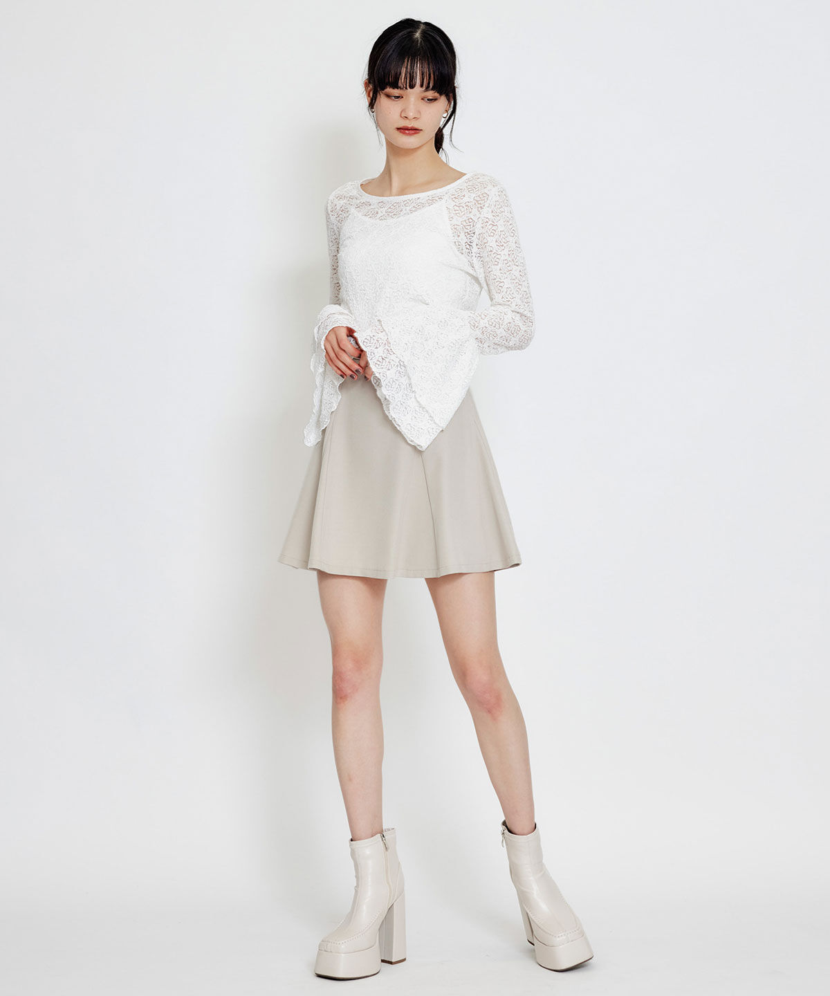 REDYAZEL「ボリュームスリーブシアーレースブラウス&times;ベーシックキャミソール」|Tシャツ・カットソー|