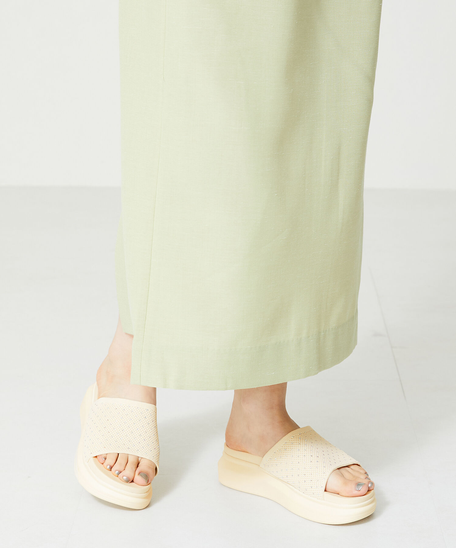 WA Oriental TRaffic「【トレンド】ラインストーンニットミュールサンダル/42204 人気 売れてる」|サンダル|