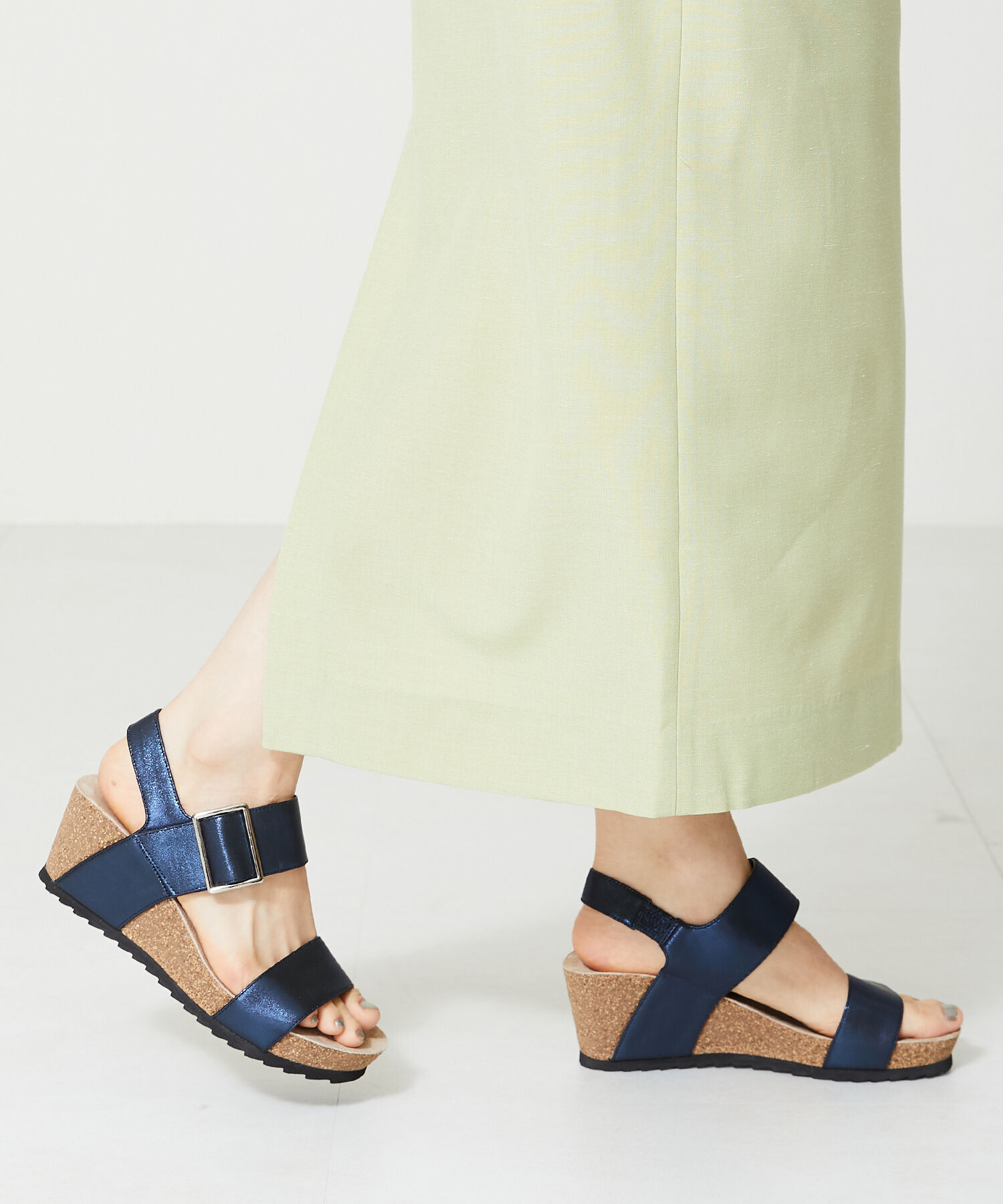 WA Oriental TRaffic「【アウトレット価格】バックルストラップサンダル/42206」|サンダル|