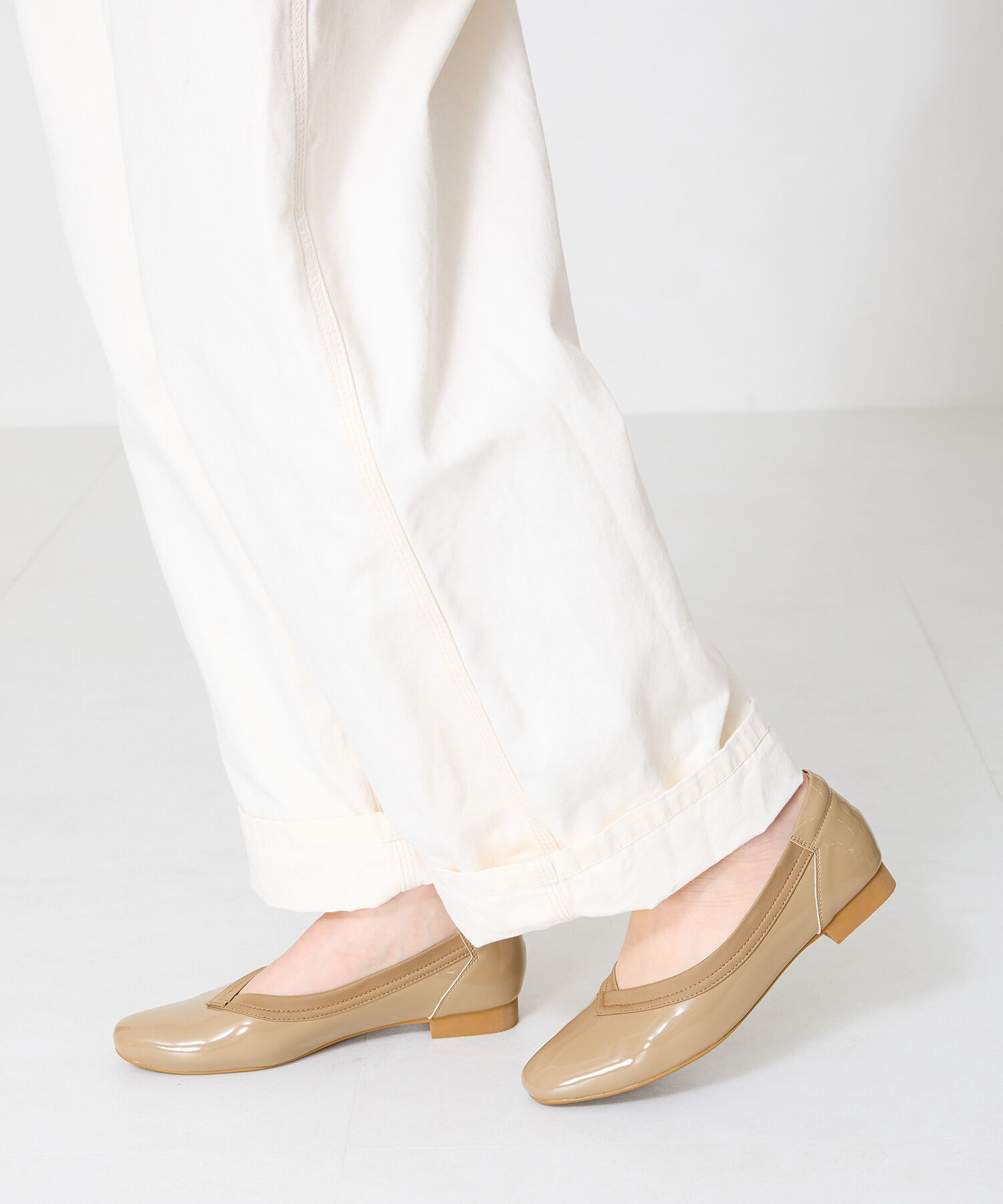 WA Oriental TRaffic「柔らかクッションVカットパンプス/52111」|パンプス|