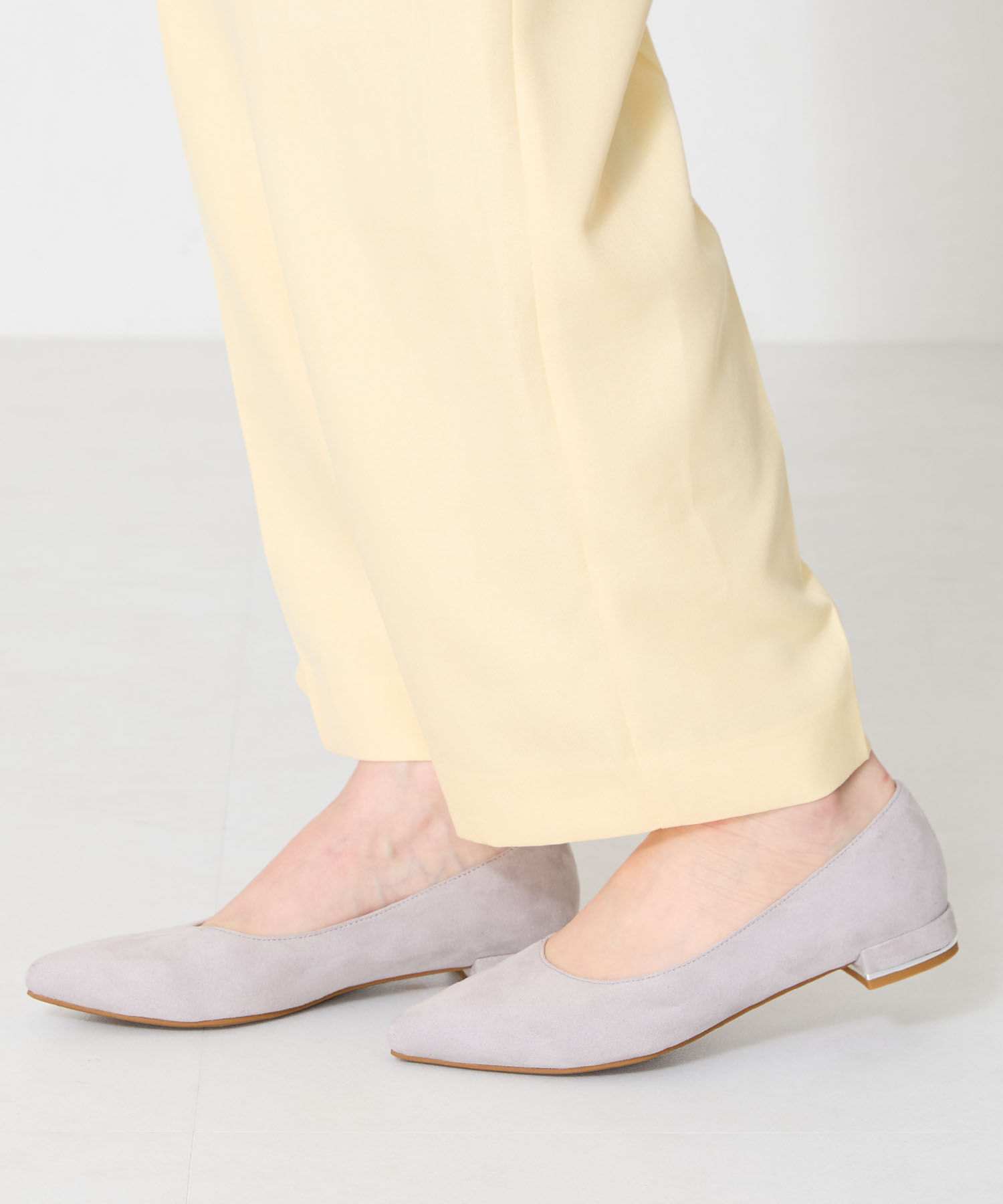 ORiental TRaffic「【跳べるパンプス/シリーズ累計１５０万足突破】メタリックライン フラット /R-3218 パンプス クッション」|パンプス|