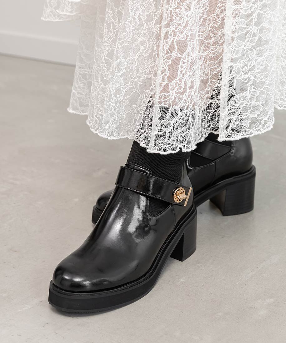  「レザーライクニットドッキングブーツ」|ショートブーツ|