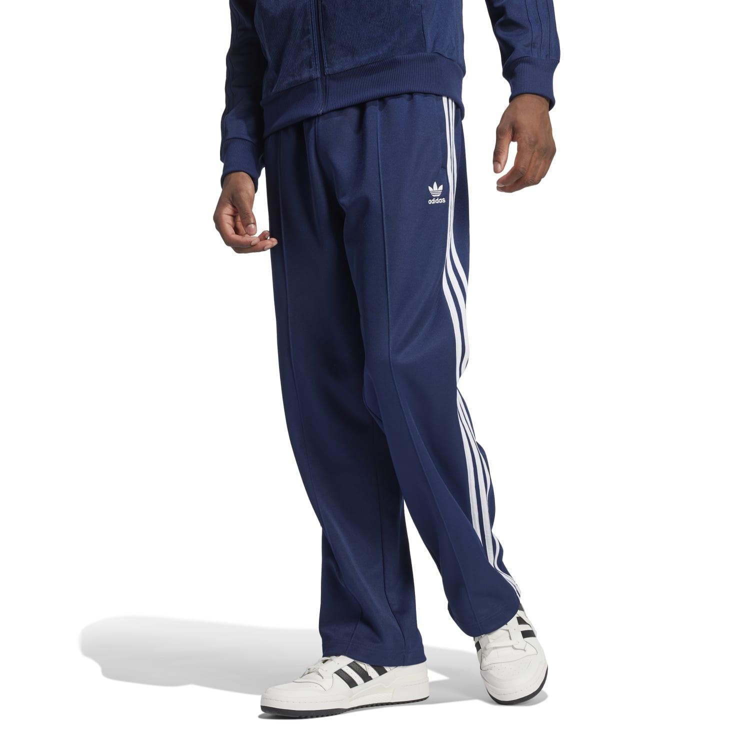adidas「【ADIDAS ｳｪｱ】M 3ST BAGGY TP」|チノ|ブルー