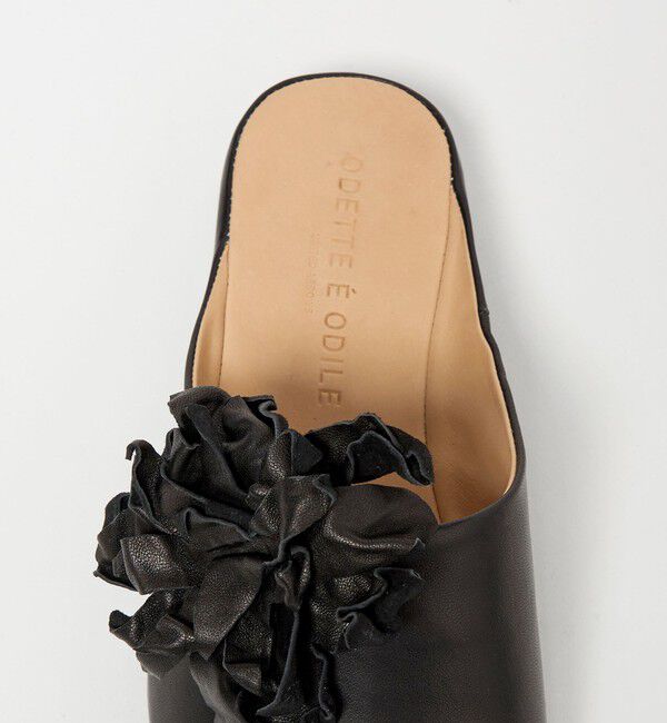 ODETTE E ODILE「コサージュミュール フラット10」|パンプス|