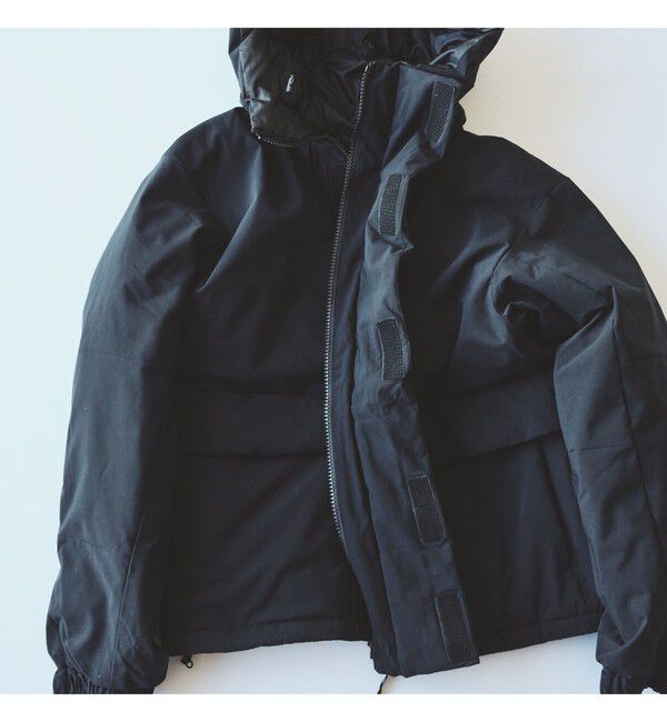 BEAMS「ワイドフィット Dermizax (TM) リバーシブル ダウンジャケット」|ブルゾン・スタジャン|