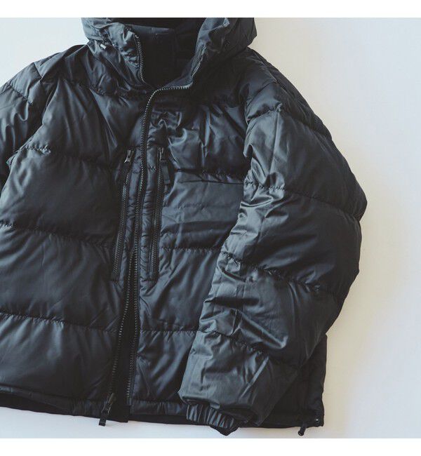 BEAMS「ワイドフィット Dermizax (TM) リバーシブル ダウンジャケット」|ブルゾン・スタジャン|