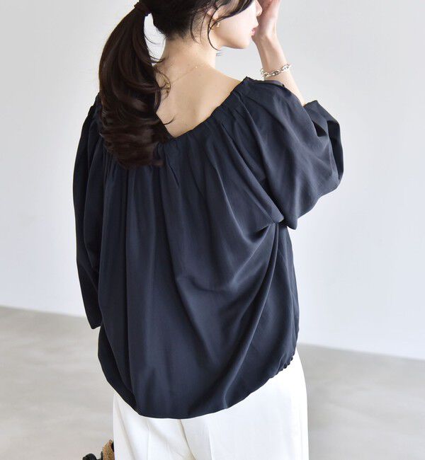 quaranciel「《予約》quaranciel:〈洗濯機可能〉シアー ギャザー ネック コンパクト ブルゾン」|その他|