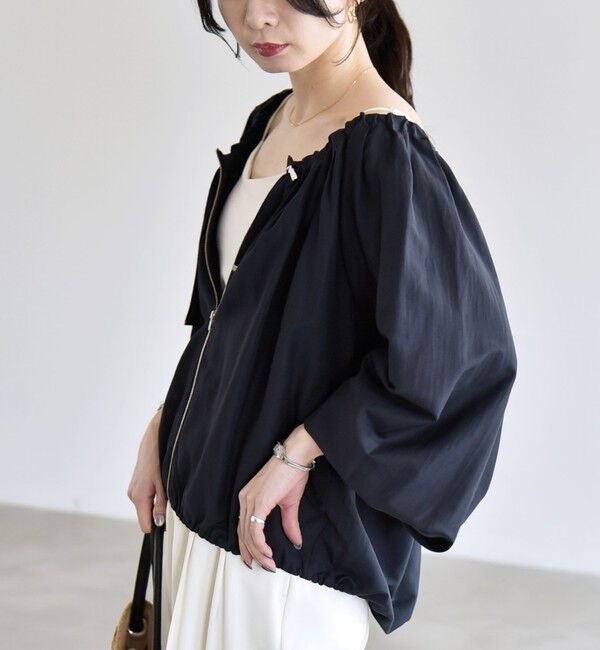 quaranciel「《予約》quaranciel:〈洗濯機可能〉シアー ギャザー ネック コンパクト ブルゾン」|その他|