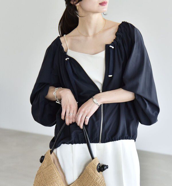 quaranciel「《予約》quaranciel:〈洗濯機可能〉シアー ギャザー ネック コンパクト ブルゾン」|その他|