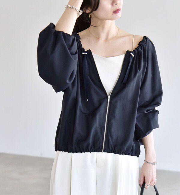 quaranciel「《予約》quaranciel:〈洗濯機可能〉シアー ギャザー ネック コンパクト ブルゾン」|その他|