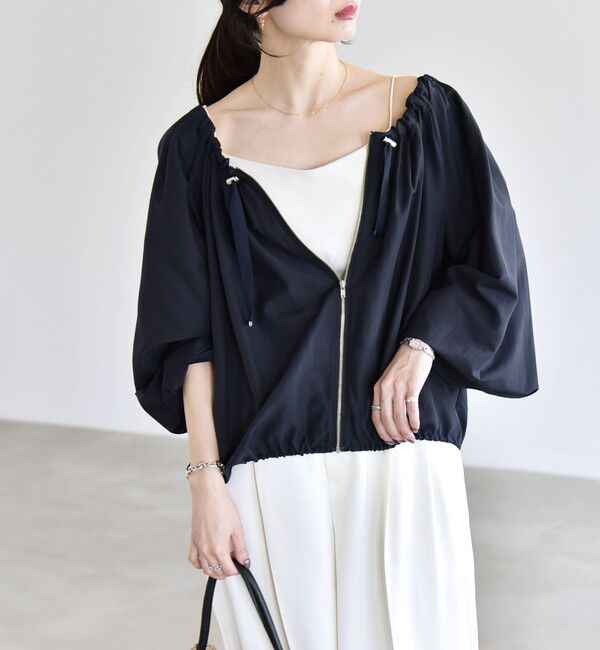 quaranciel「《予約》quaranciel:〈洗濯機可能〉シアー ギャザー ネック コンパクト ブルゾン」|その他|