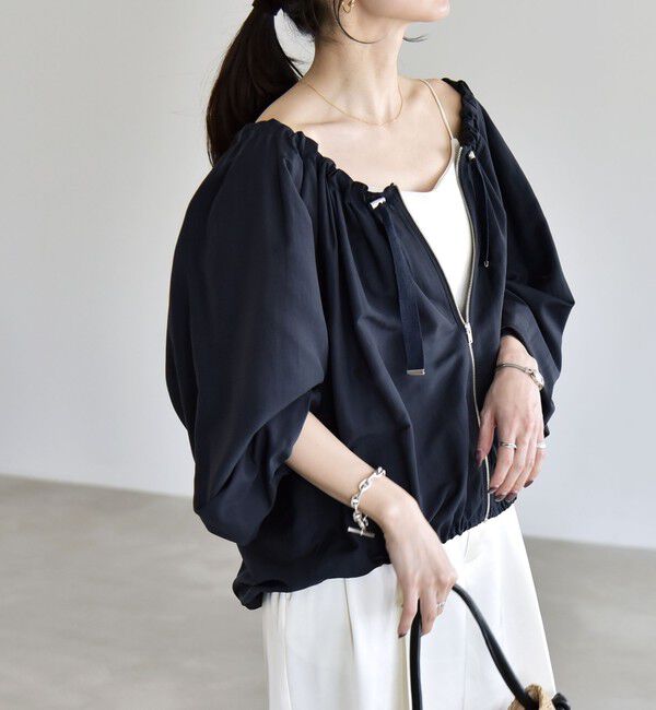 quaranciel「《予約》quaranciel:〈洗濯機可能〉シアー ギャザー ネック コンパクト ブルゾン」|その他|