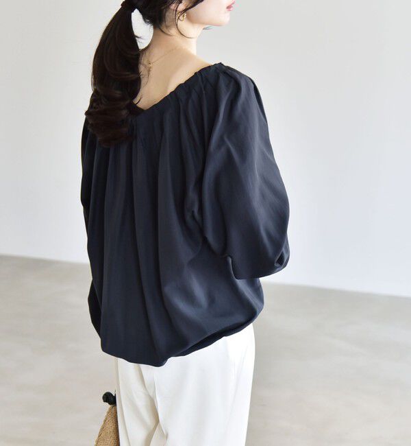 quaranciel「《予約》quaranciel:〈洗濯機可能〉シアー ギャザー ネック コンパクト ブルゾン」|その他|