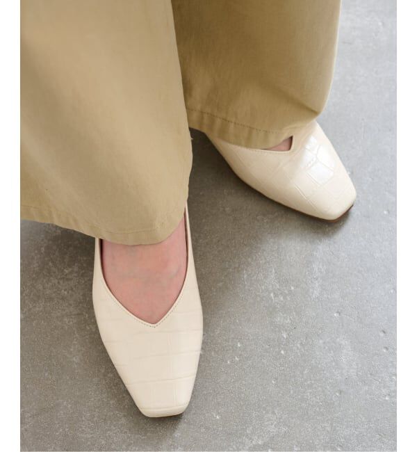  「《追加》4cmスクエアVカットパンプス」|パンプス|
