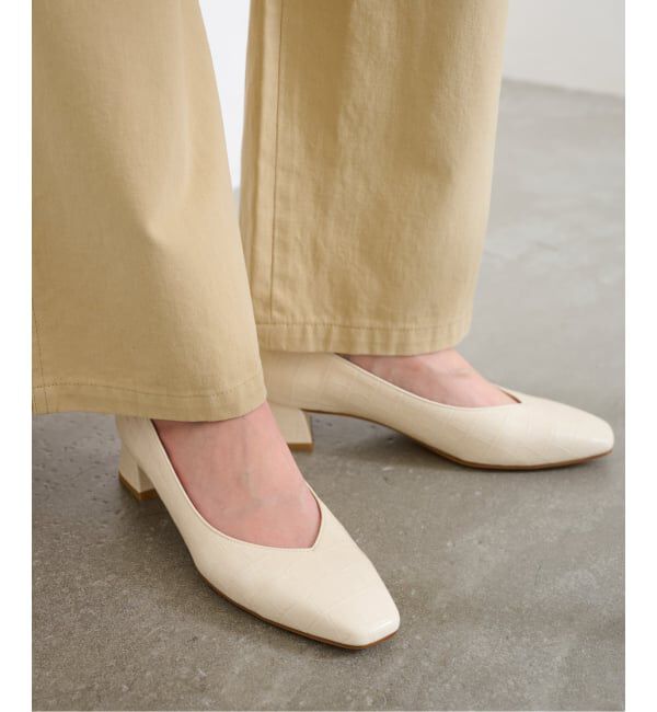  「《追加》4cmスクエアVカットパンプス」|パンプス|