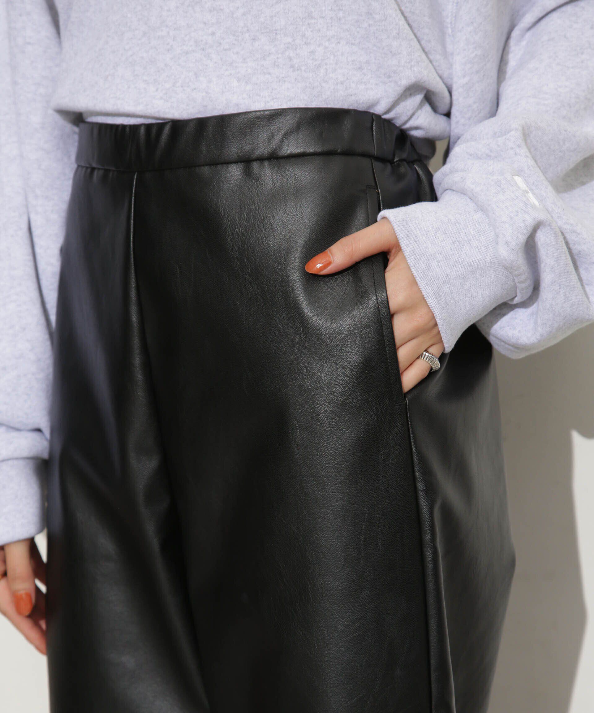 nano･universe「LOGAN/別注フェイクレザー イージーパンツ」|その他|