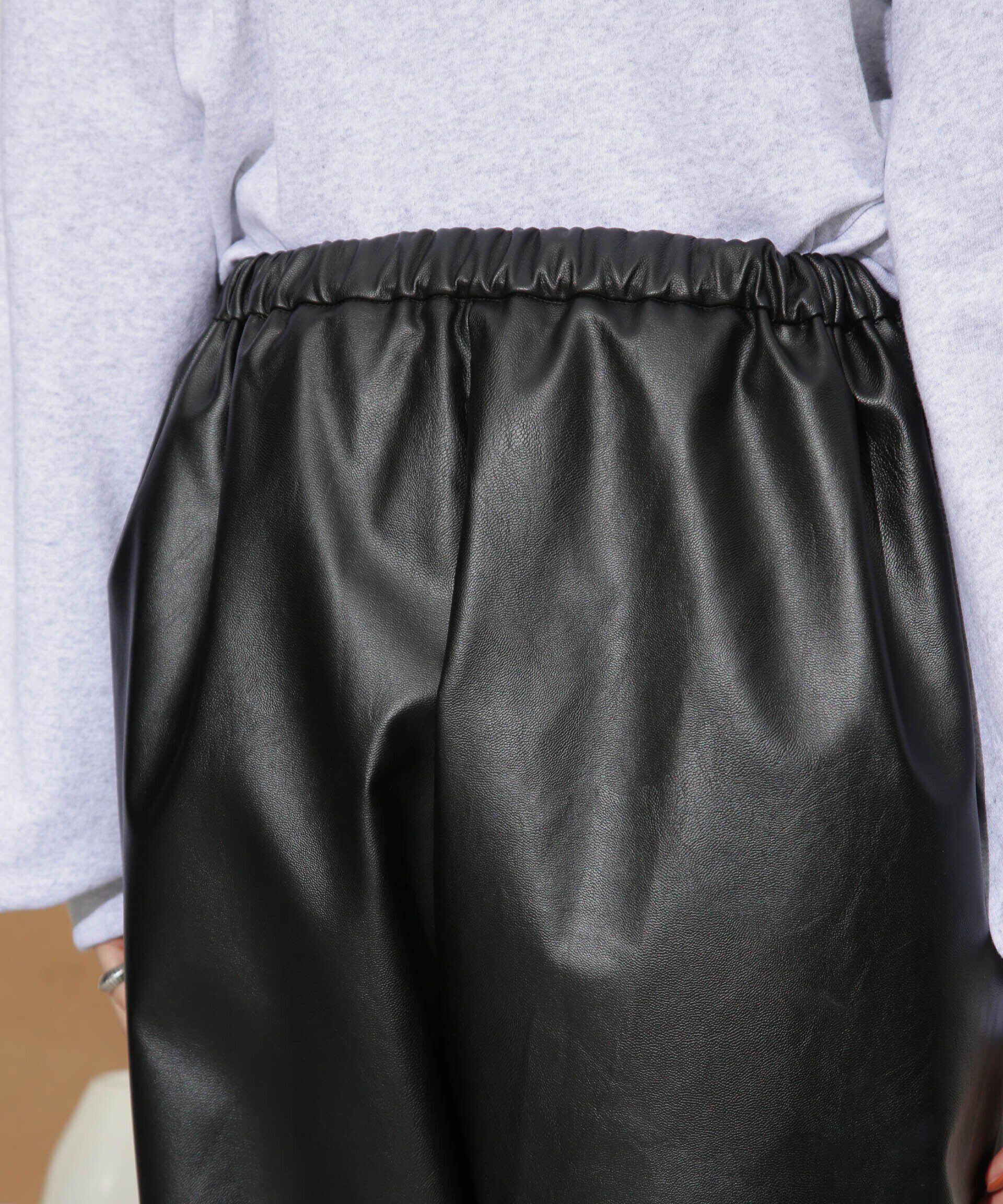 nano･universe「LOGAN/別注フェイクレザー イージーパンツ」|その他|