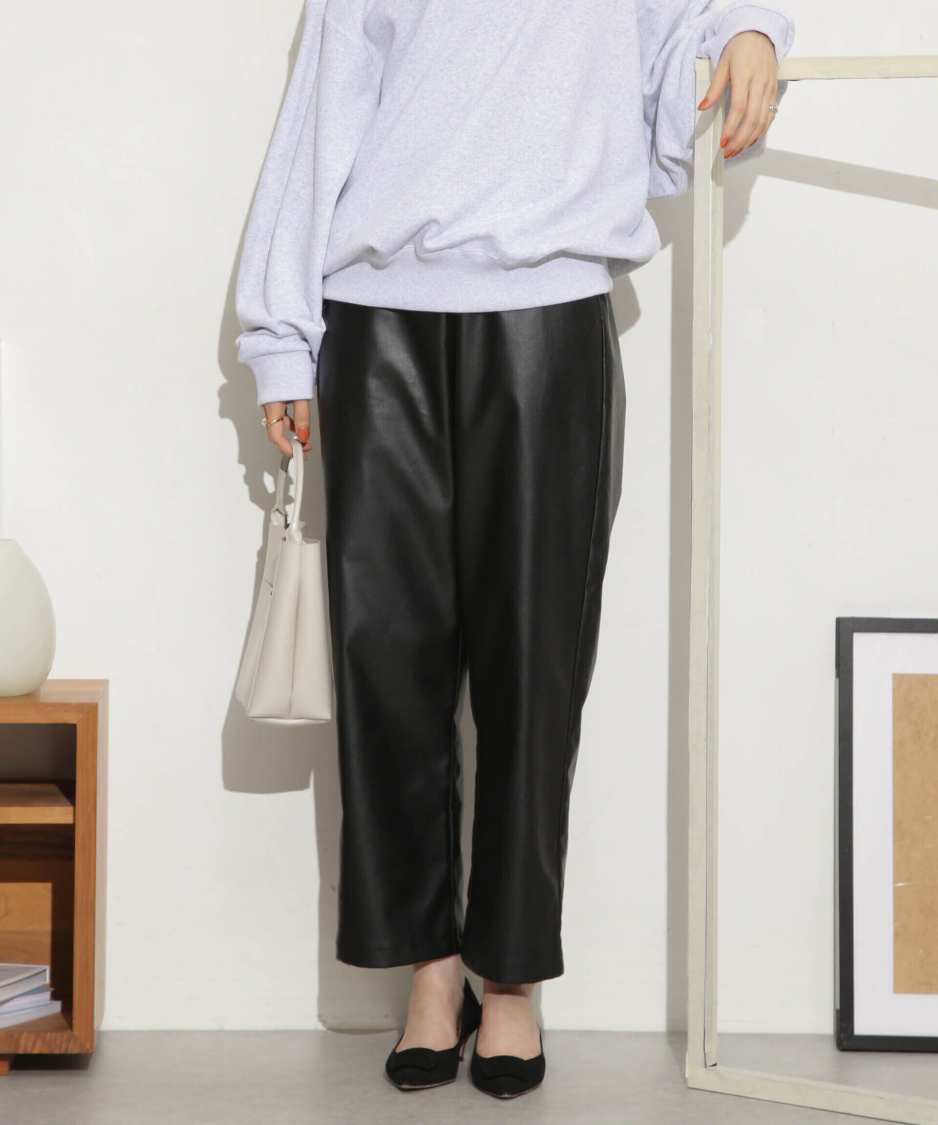 nano･universe「LOGAN/別注フェイクレザー イージーパンツ」|その他|