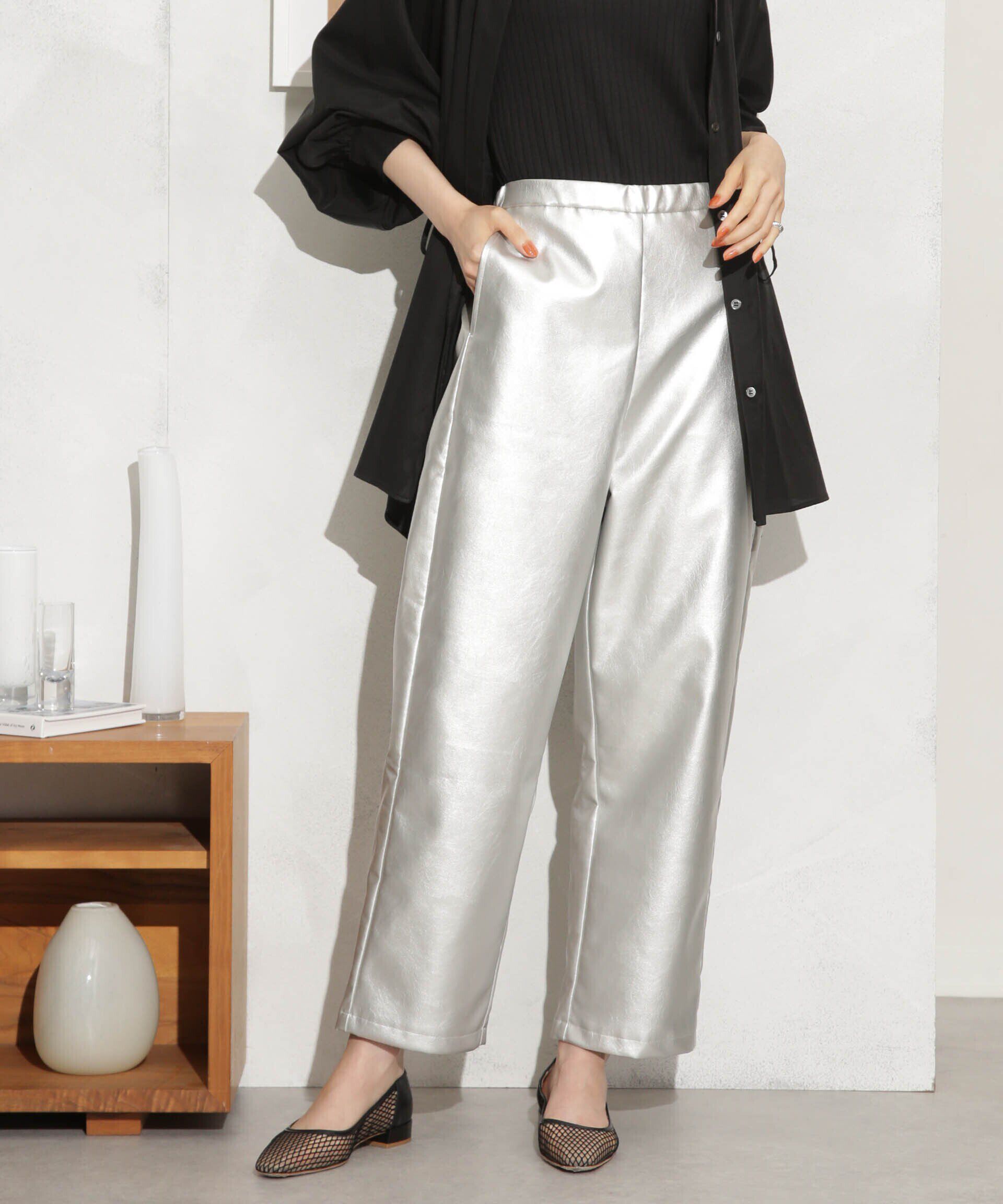 nano･universe「LOGAN/別注フェイクレザー イージーパンツ」|その他|