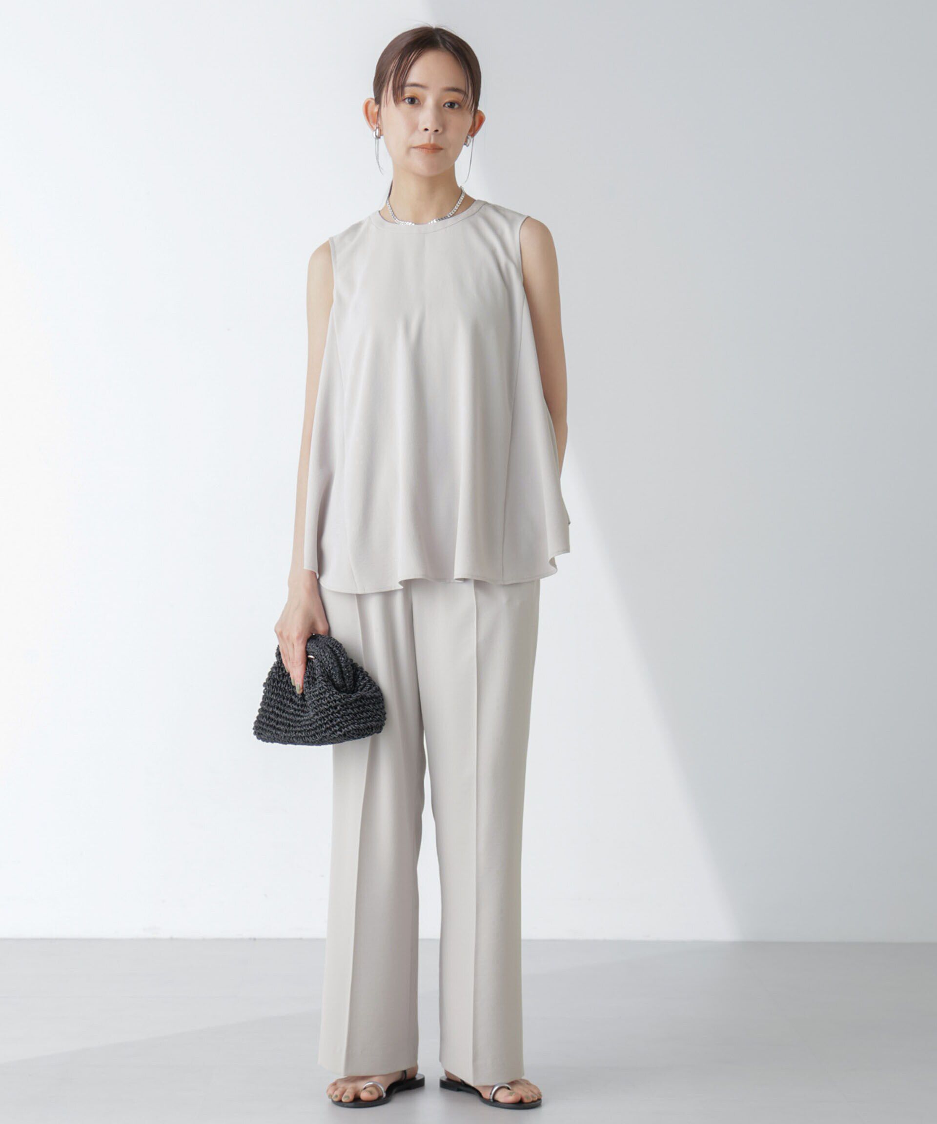 nano･universe「ｲｰｼﾞｰﾌｧﾝｸｼｮﾝ ｾﾝﾀｰﾌﾟﾚｽｾﾐﾜｲﾄﾞﾊﾟﾝﾂ(ｾｯ  」|チノ|