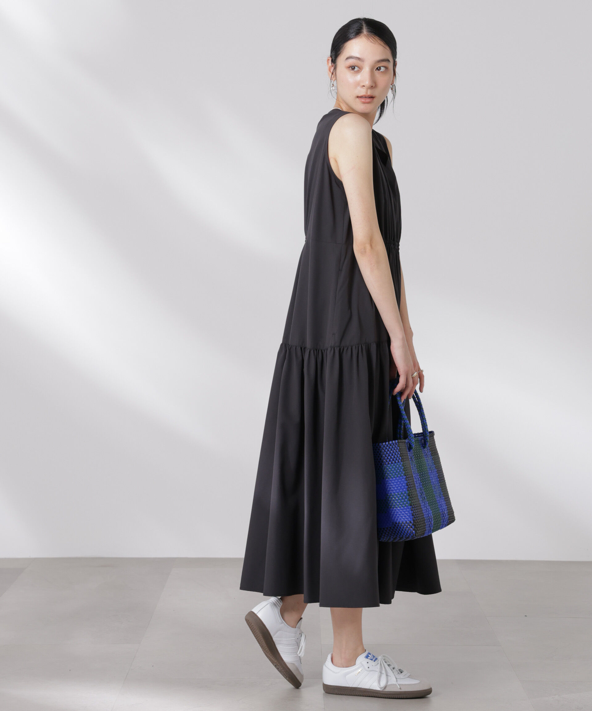 nano･universe「MINOTECH(R)Vネックギャザーティアードワンピース」|ワンピース|