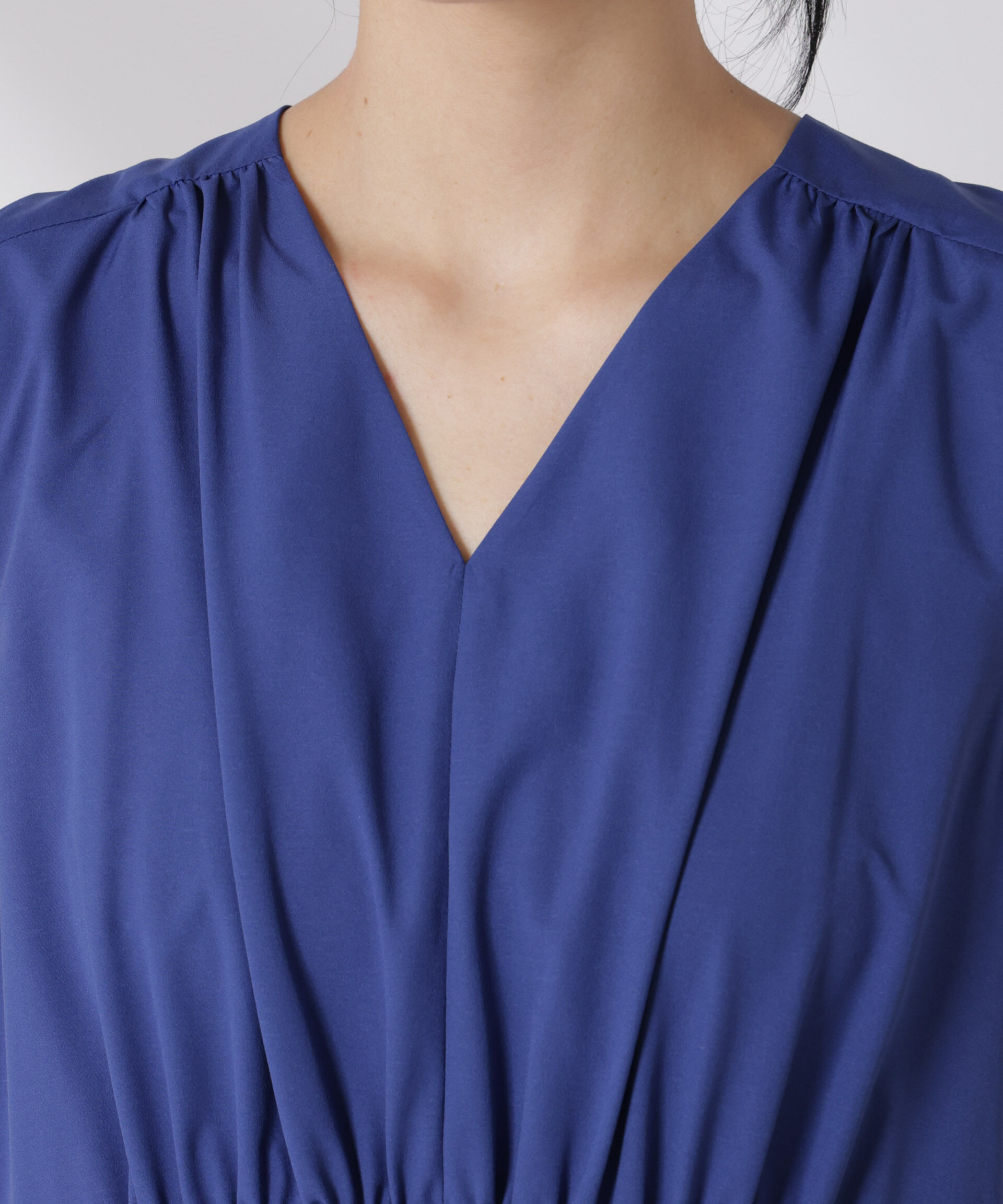 nano･universe「MINOTECH(R)Vネックギャザーティアードワンピース」|ワンピース|