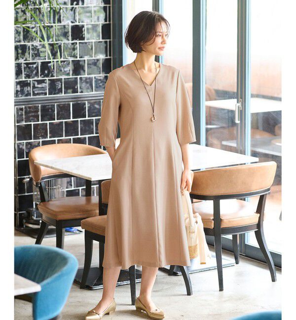 自由区「【接触冷感・速乾・UVケア・撥水・防シワ・XSサイズあり】リネンライクツィルVネック ワンピース」|ワンピース|