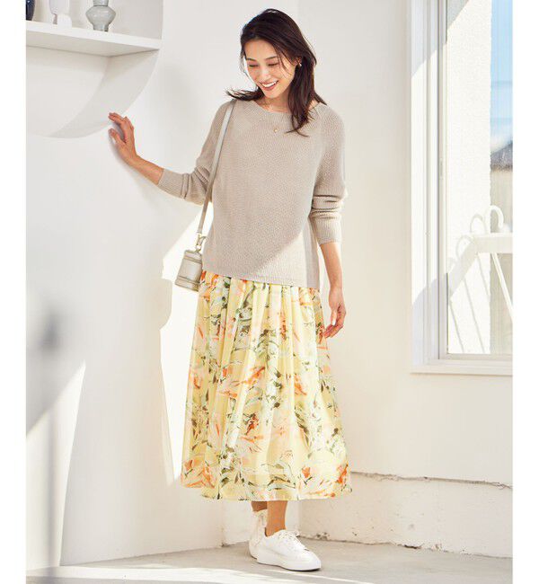 自由区「【ウエストゴム・洗える】ペイントフラワープリント スカート」|スカート|