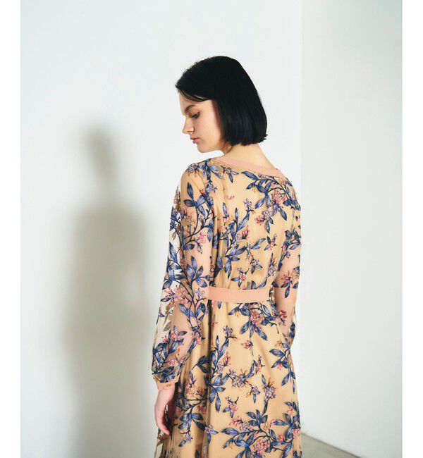 GRACE CONTINENTAL「フラワー刺繍フレアワンピース」|ワンピース|