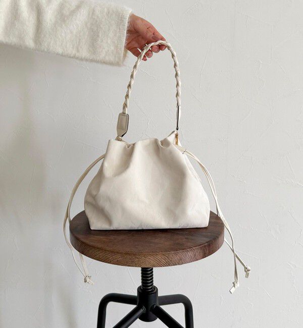 fredy emue「三つ編みハンドル巾着バッグ」|ショルダー・メッセンジャー|