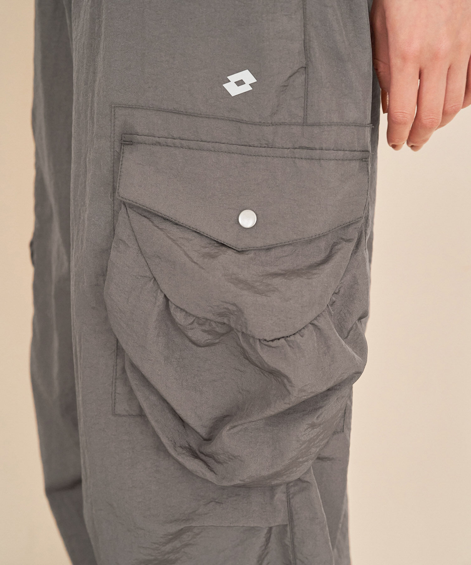 VIS「【Lottoコラボ】ナイロンカーゴパンツ」|その他|