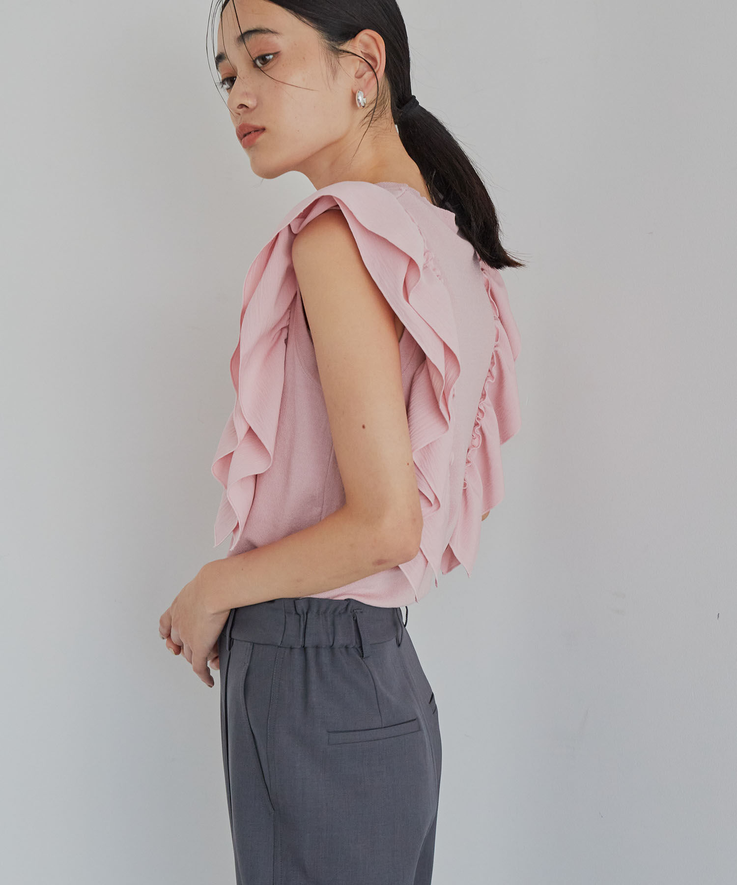 VIS「【洗える】異素材ドッキングフリルニットプルオーバー」|Tシャツ・カットソー|