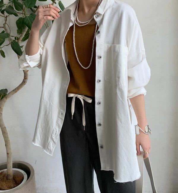  「【新色追加】ダメージデニムシャツ」|シャツ・ブラウス|ホワイト