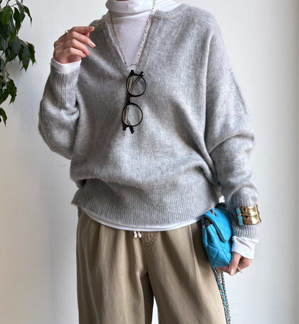  「深Vスリットニット」|ニット・セーター|