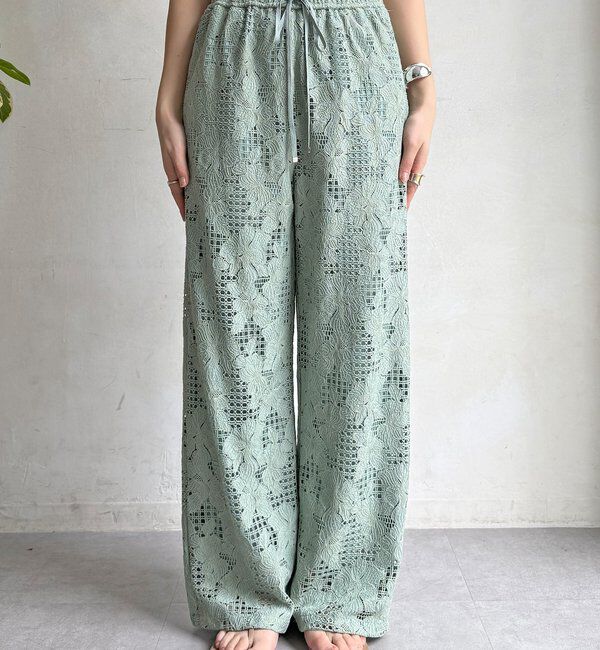  「【WEB限定】フラワーコードレースイージーパンツ」|チノ|